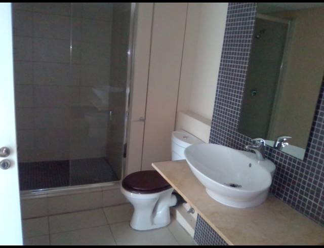 3 BEDROOM APARTMENT TO LET IN POINT WATERFRONT